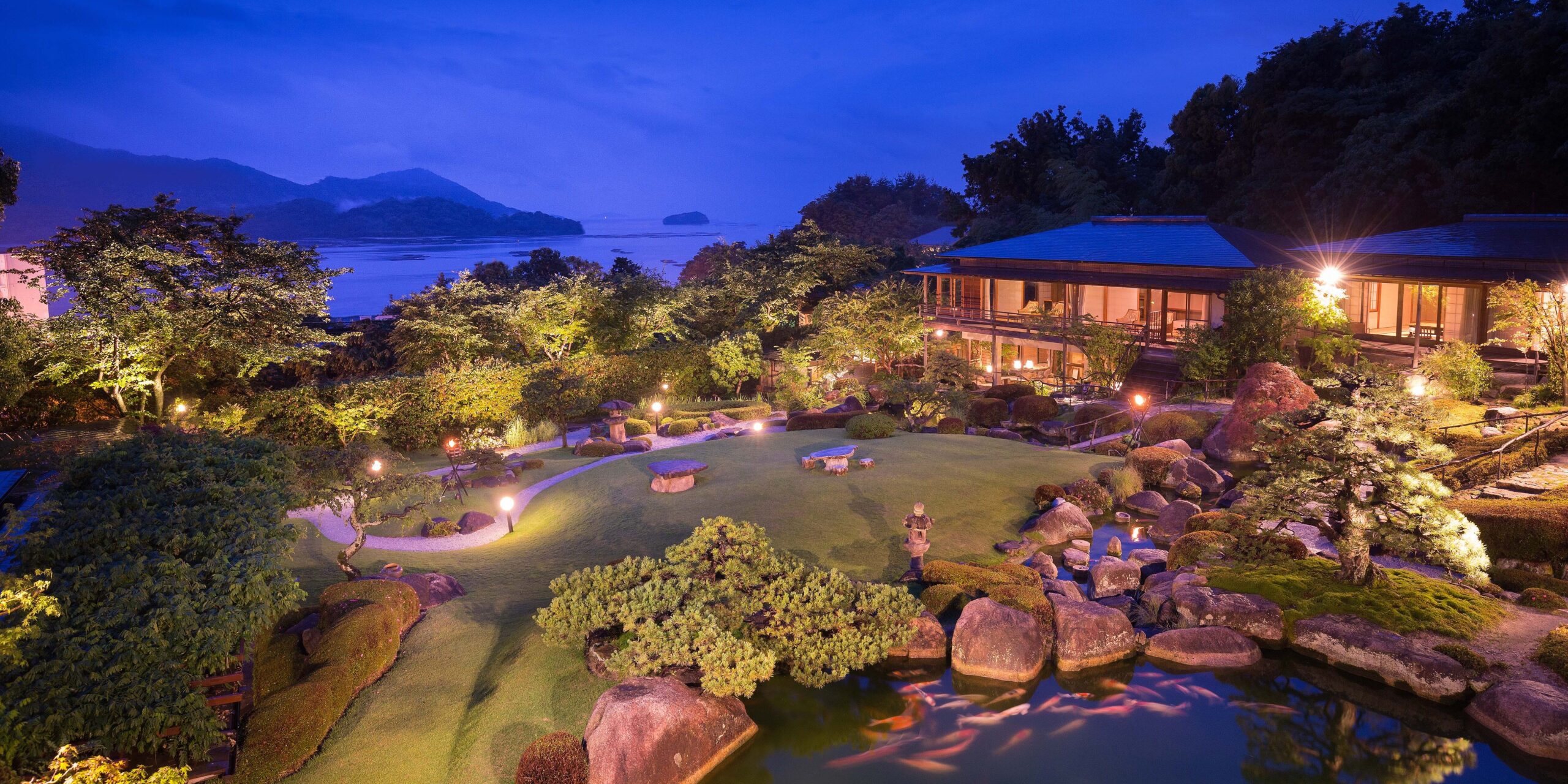 庭園の宿　石亭