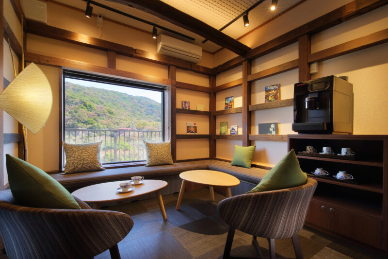 食後の余韻を愉しむ、大人の寛ぎ