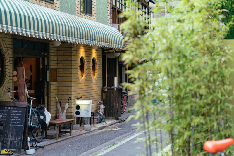 Hachi Record Shop and Bar