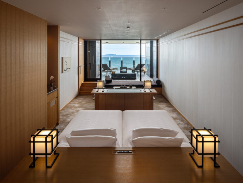 デラックスオーシャンビュー<br />
”ROTEN"