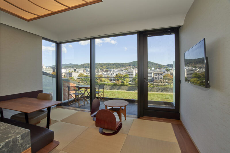 リバー・バルコニー・スイート